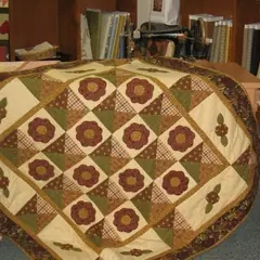 Country House Garden Quilt - by Zoe Clifton