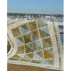 Smooth Sailing Quilt - by Zoe Clifton