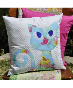 Ali's Cat Applique Cushion Pattern by Claire Turpin