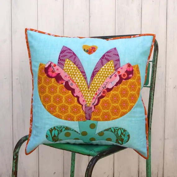Lovebirds Applique Cushion Pattern by Claire Turpin 2 Sizes Included