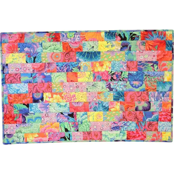 Fuse, Fold & Stitch Bags AT635Pattern by Aunties Two - Different fabric ideas Strip Fabric in Oranges and floral