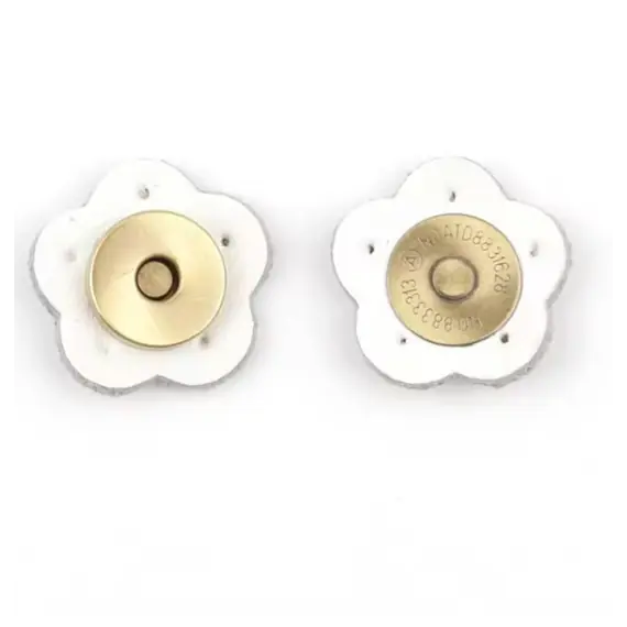 Genuine Leather Flower Magnetic Clasps x 1 Set - White