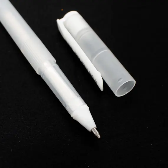 Iron Erasable Fine Tip Pen White by Matildas Own