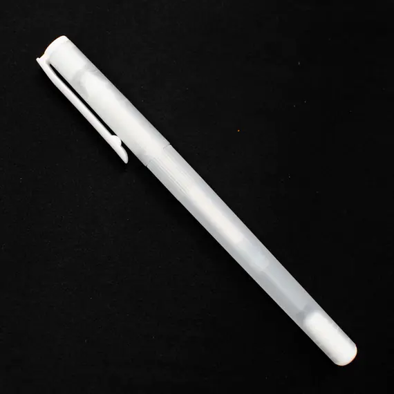 Iron Erasable Fine Tip Pen White by Matildas Own