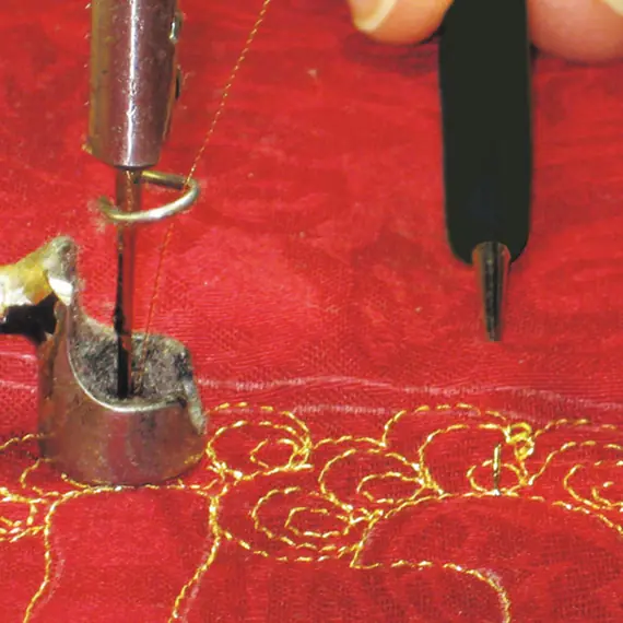 Soft Touch Thread Pick #4910 by Clover  - Image 2 of 3 showing the product in Use