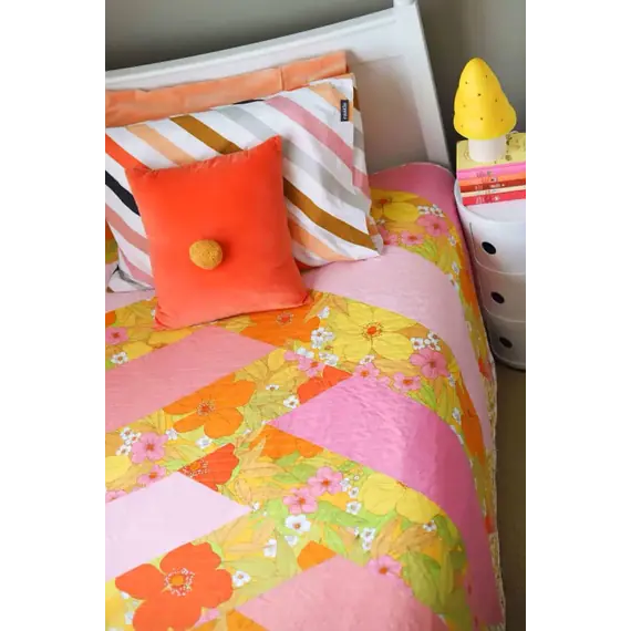 Strudel Quilt Pattern by Wife Made Designs