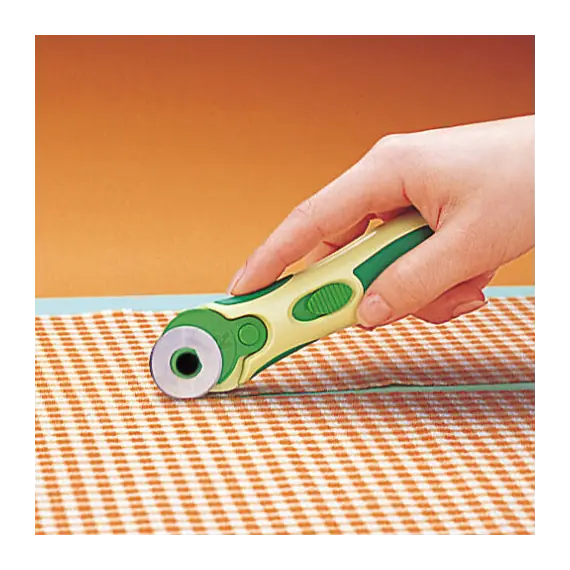 Clover 28mm Rotary Cutter SEE VIDEO